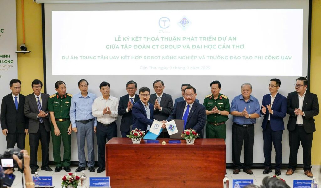 CT GROUP COOPERATES WITH CAN THO UNIVERSITY TO TRAIN UNMANNED AERIAL VEHICLE PILOTS