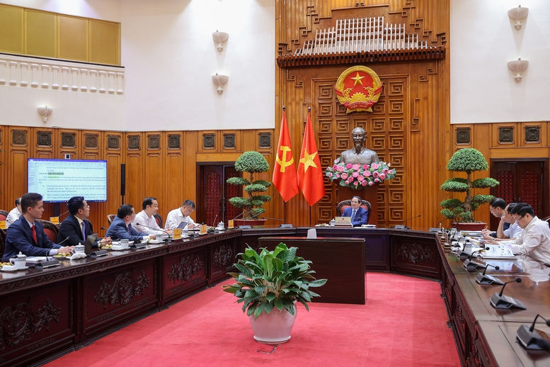 Thủ tướng làm việc với tập đoàn công nghệ vừa xuất khẩu 5.000 UAV sang Hàn Quốc- Ảnh 5.