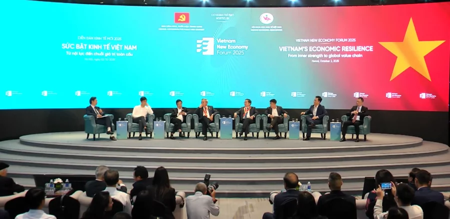 DIỄN ĐÀN VNEF 2025: DOANH NGHIỆP ĐỀ XUẤT GIẢI PHÁP TĂNG CƯỜNG NỘI LỰC, NÂNG CAO VỊ THẾ VIỆT NAM TRONG CHUỖI GIÁ TRỊ TOÀN CẦU