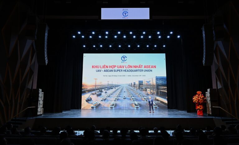 THẾ GIỚI CHẤN ĐỘNG VỚI CÔNG NGHỆ VIỆT NAM